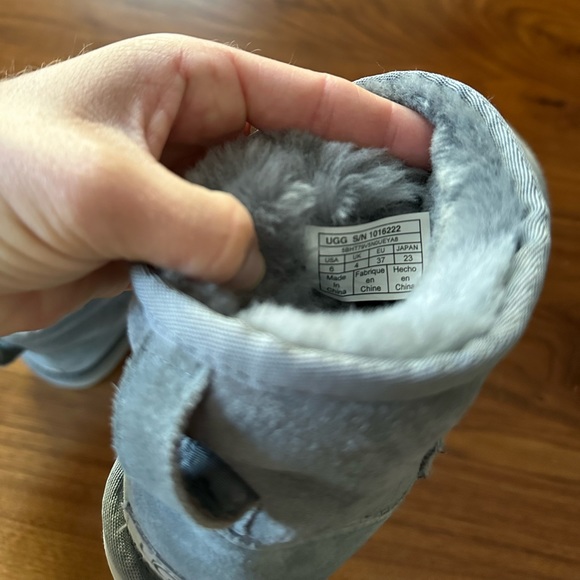 UGG Classic Mini II Boot - Picture 6 of 7